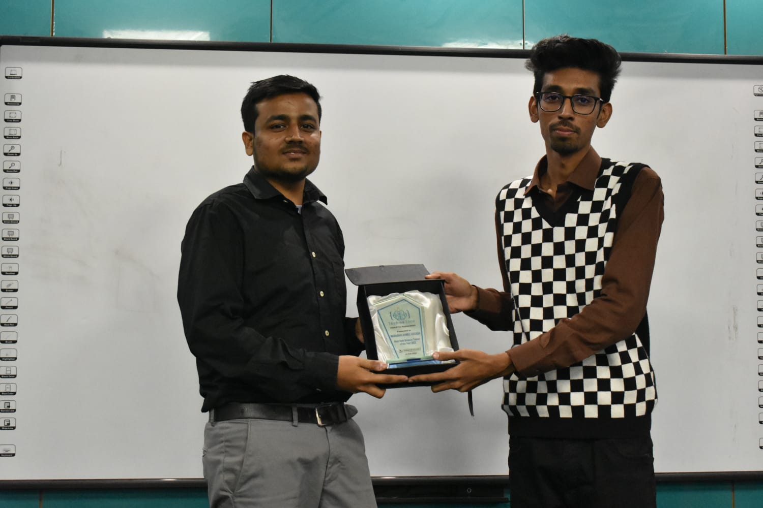 Techmazone Award Image 2